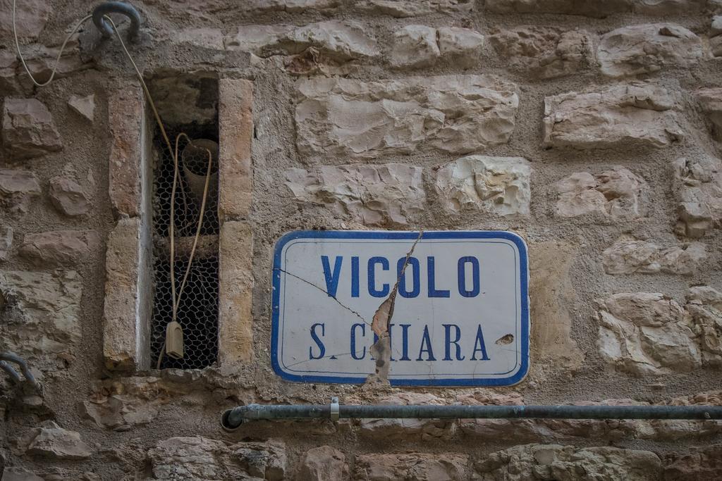 Appartamenti Turistici Vicolo S. Chiara Sassoferrato Dış mekan fotoğraf